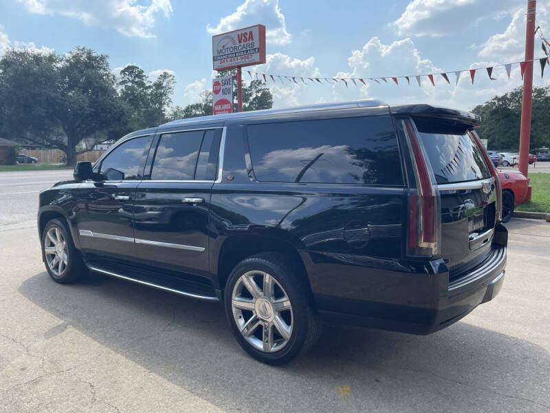 2018 Cadillac Escalade ESV Luxury