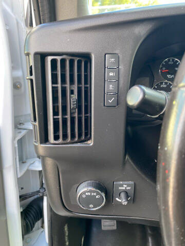 2020 Chevrolet Express 2500