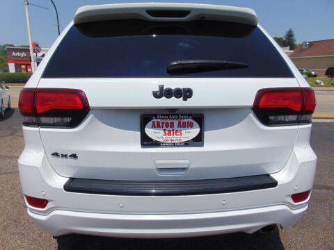 2017 Jeep Grand Cherokee Laredo