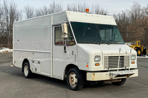 2017 Ford Stripped Chassis