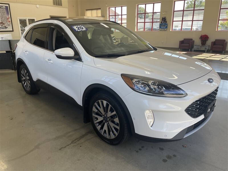 2020 Ford Escape Titanium