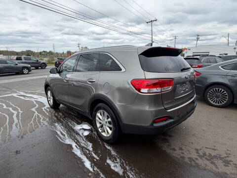 2017 Kia Sorento LX