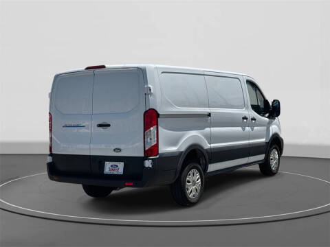 2023 Ford E-Transit