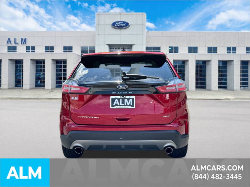 2024 Ford Edge Titanium