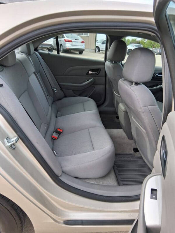 2015 Chevrolet Malibu LS