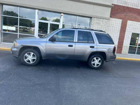 2005 Chevrolet TrailBlazer for sale at Dalia Motors LLC in Winder GA