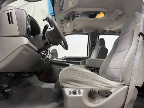 2003 Ford Excursion XLT
