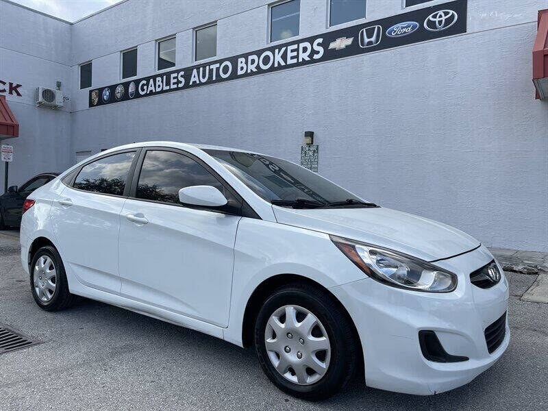 2012 Hyundai Accent GLS