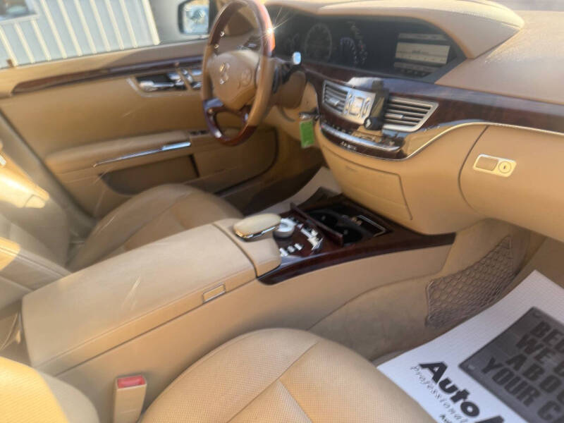 2012 Mercedes-Benz S-Class S 550 4MATIC