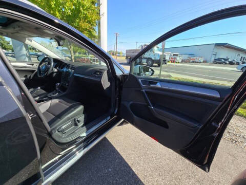 2017 Volkswagen Golf Alltrack