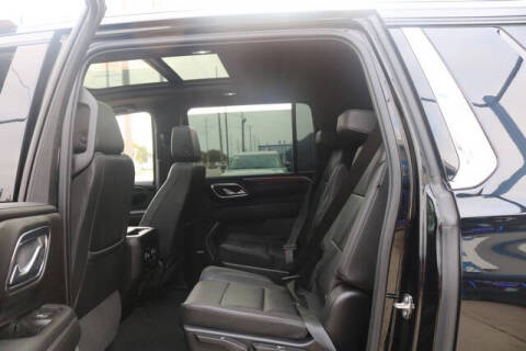 2022 Chevrolet Suburban LT