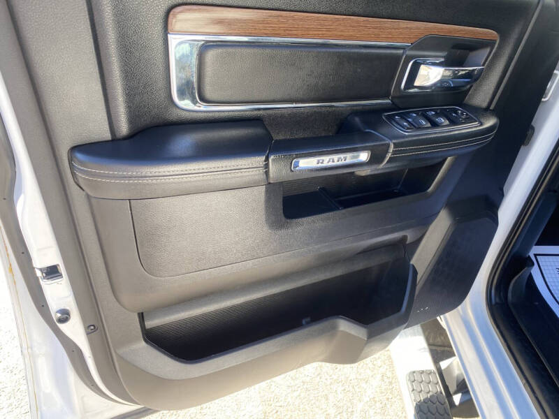 2016 RAM 2500 Laramie