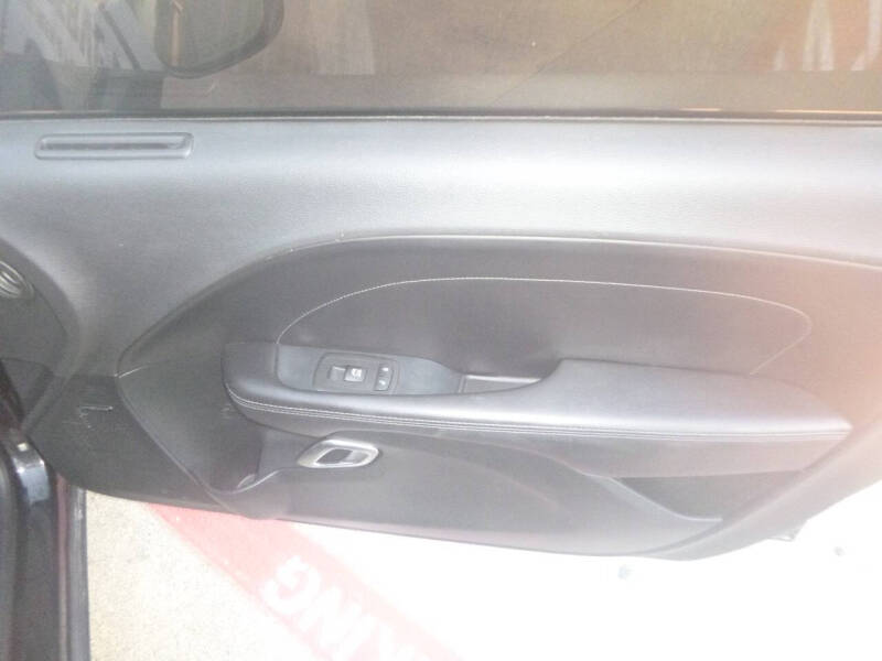 2018 Dodge Challenger SXT Plus