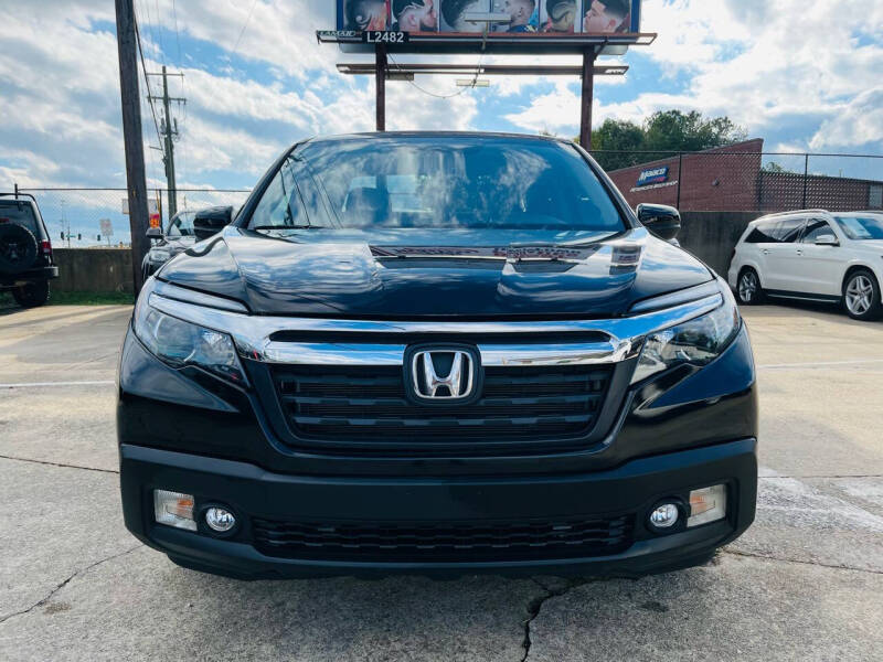 2017 Honda Ridgeline RTL-T photo 3