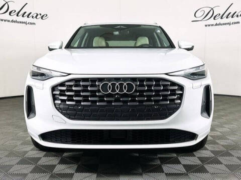 2025 Audi Q5 quattro Premium TFSI