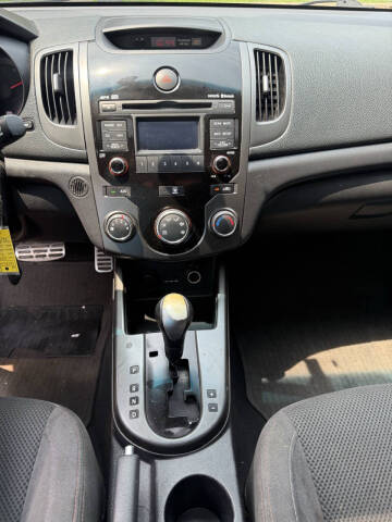 2010 Kia Forte Koup SX