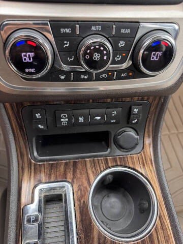 2013 GMC Acadia Denali