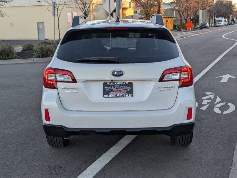 2017 Subaru Outback 2.5i Premium