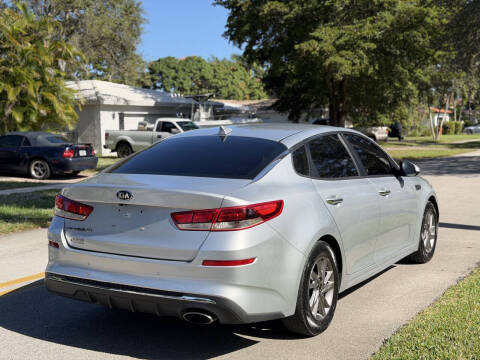2020 Kia Optima LX