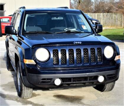 2013 Jeep Patriot for sale at PINNACLE ROAD AUTOMOTIVE LLC in Moraine OH