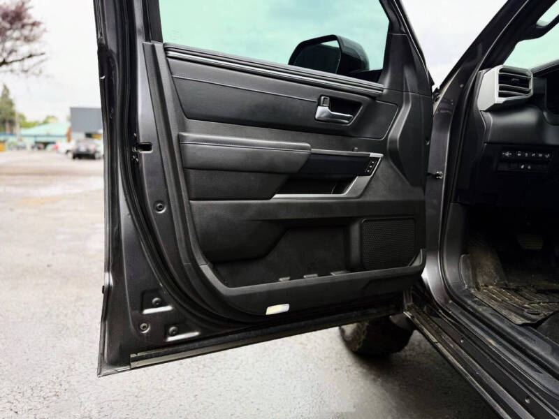 2024 Toyota Tundra Platinum