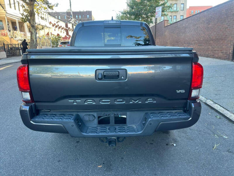 2019 Toyota Tacoma TRD Sport