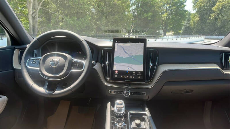 2026 Volvo XC60 T8 Plus