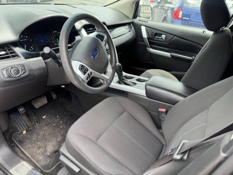 2013 Ford Edge SE
