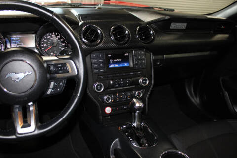 2016 Ford Mustang V6