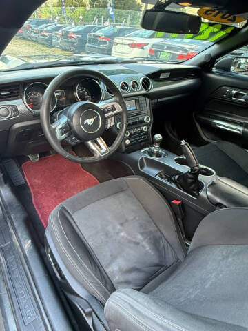 2015 Ford Mustang