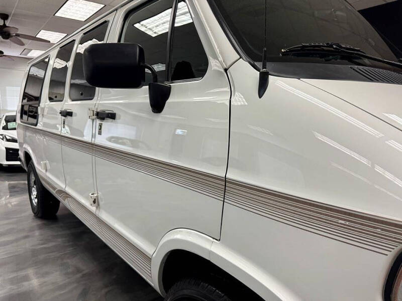 1997 Dodge Ram Van 2500