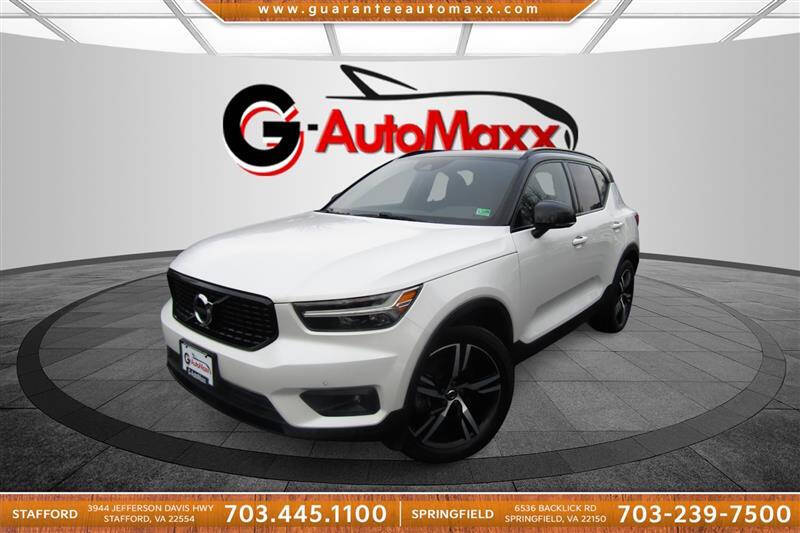 2021 Volvo XC40 R-Design's photo