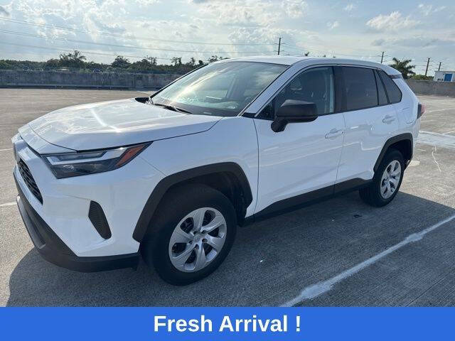 2024 Toyota RAV4 LE