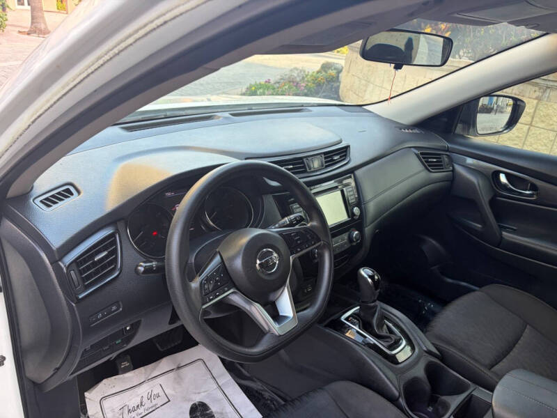 2018 Nissan Rogue S