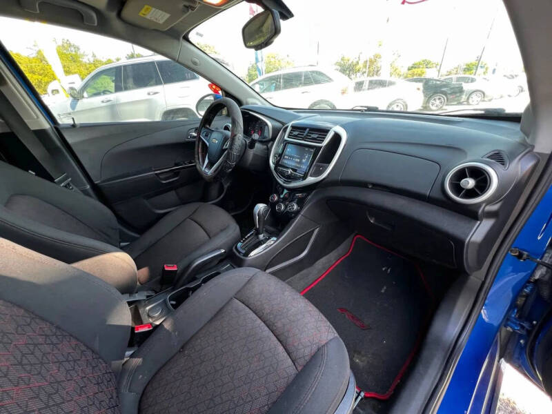 2017 Chevrolet Sonic LT Auto