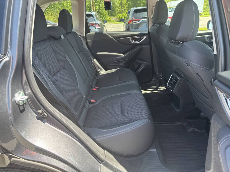 2024 Subaru Forester Premium