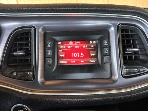 2017 Dodge Challenger SXT