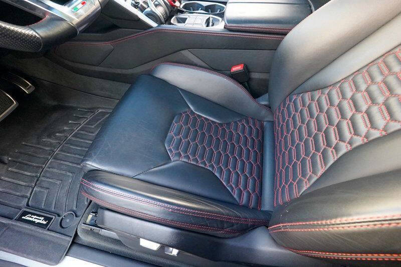 2019 Lamborghini Urus