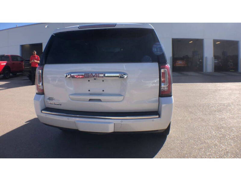 2017 GMC Yukon Denali