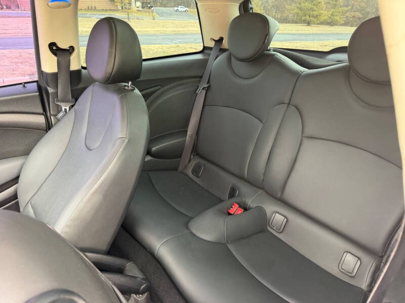 2012 MINI Cooper Hardtop