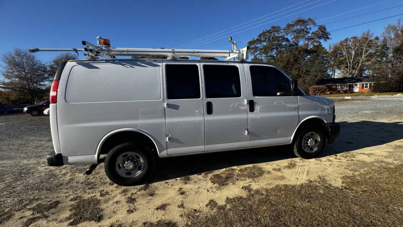 2017 Chevrolet Express 2500