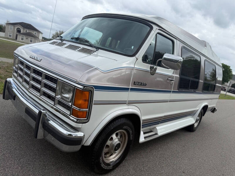 1992 Dodge Ram Van B250 Maxi