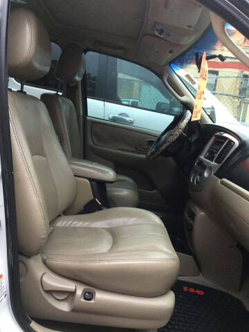 2003 Mazda Tribute ES-V6