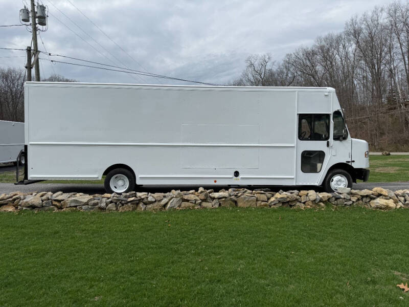2017 Freightliner MT55 Chassis