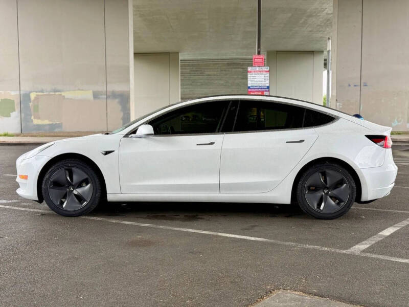 2019 Tesla Model 3 Standard Range Plus