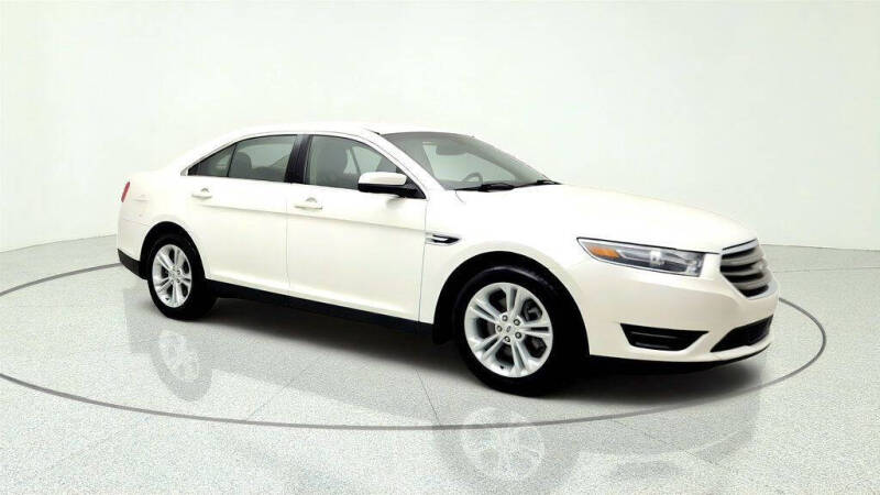 2018 Ford Taurus SEL