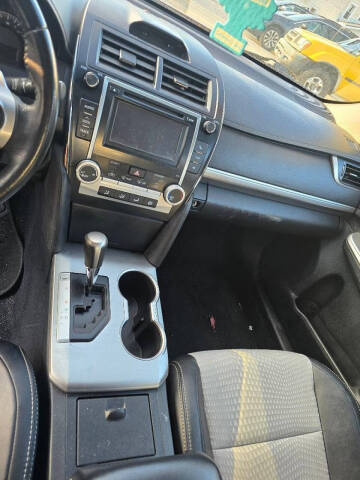 2012 Toyota Camry SE