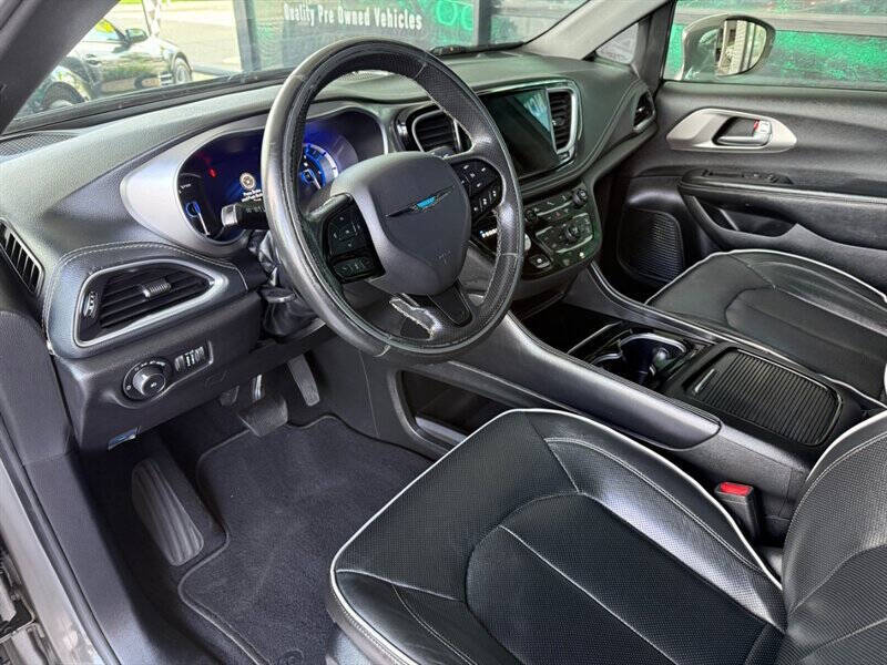2021 Chrysler Pacifica Hybrid Limited