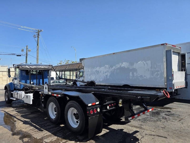 2019 Mack Granite 84FR