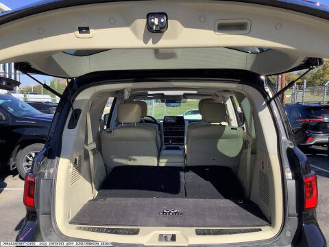 2022 Infiniti QX80 Luxe